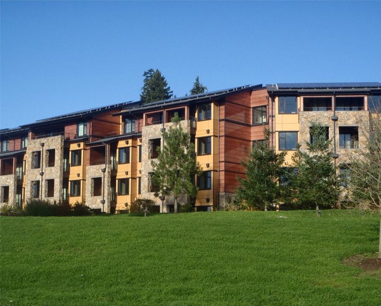 Commercial roofing price estimates in oregon