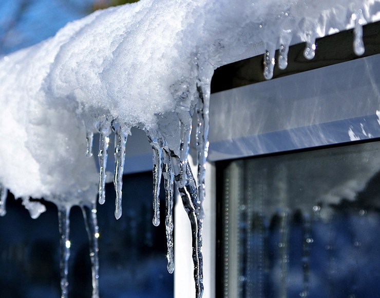 portland and vancouver roof repair for snow damage 