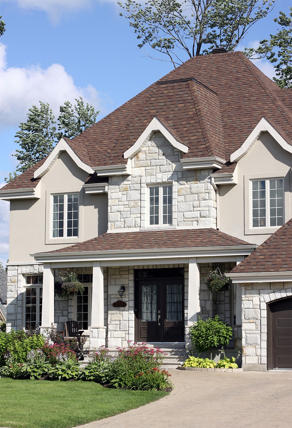 2,200 square foot roof replacement project in Oregon